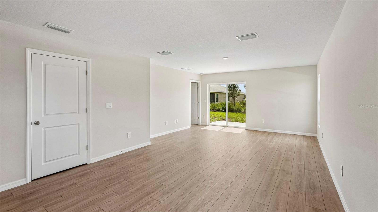 17902 Wheat Stack Ct Property Photo 10