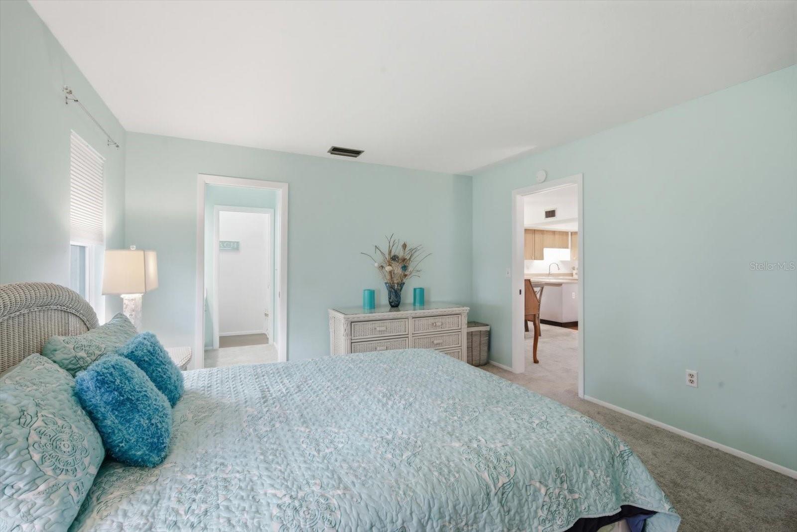 6108 Penny Ln Property Photo 13