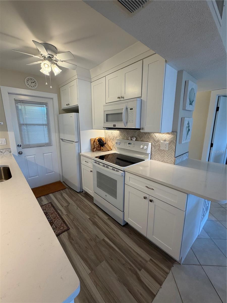 3808 Gulf Of Mexico Dr #e105 Property Photo 5