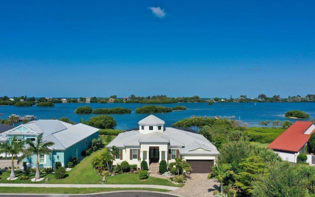14401 MASTHEAD DR