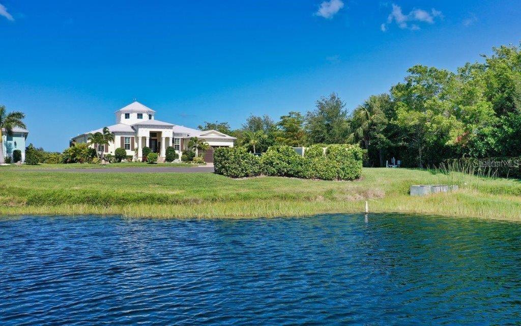 14401 Masthead Dr Property Photo 8