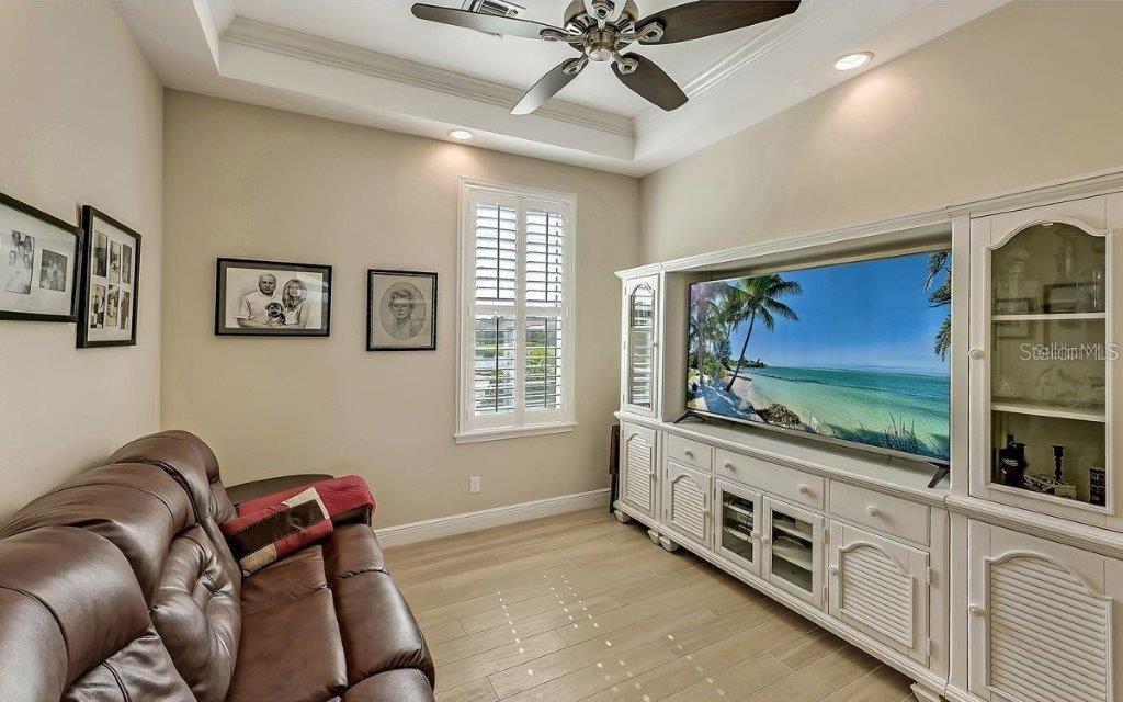 14401 Masthead Dr Property Photo 32