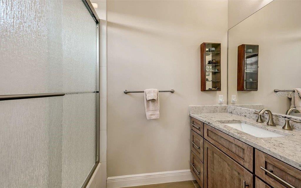 14401 Masthead Dr Property Photo 37