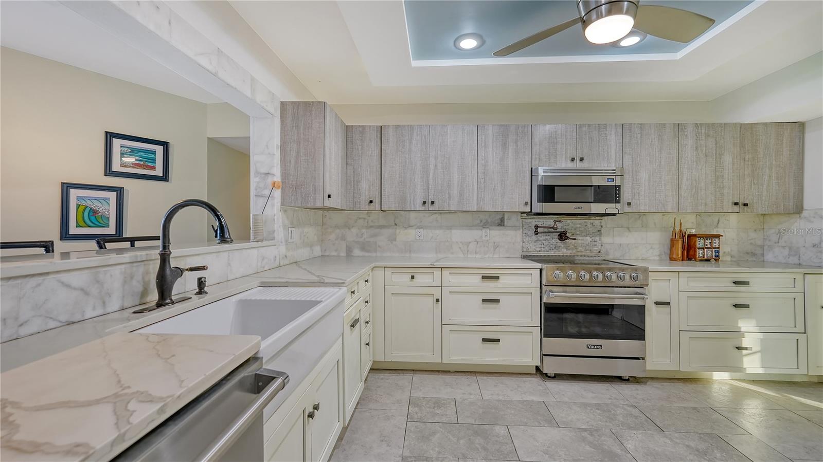 5500 Merrimac Dr Property Photo 18