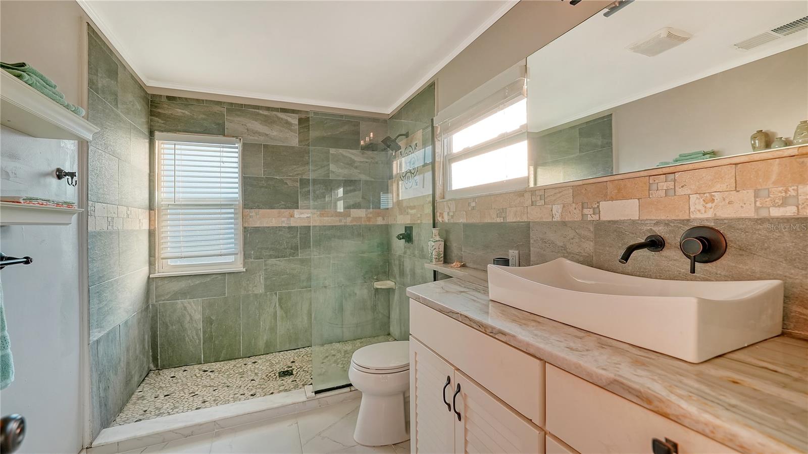 5500 Merrimac Dr Property Photo 34