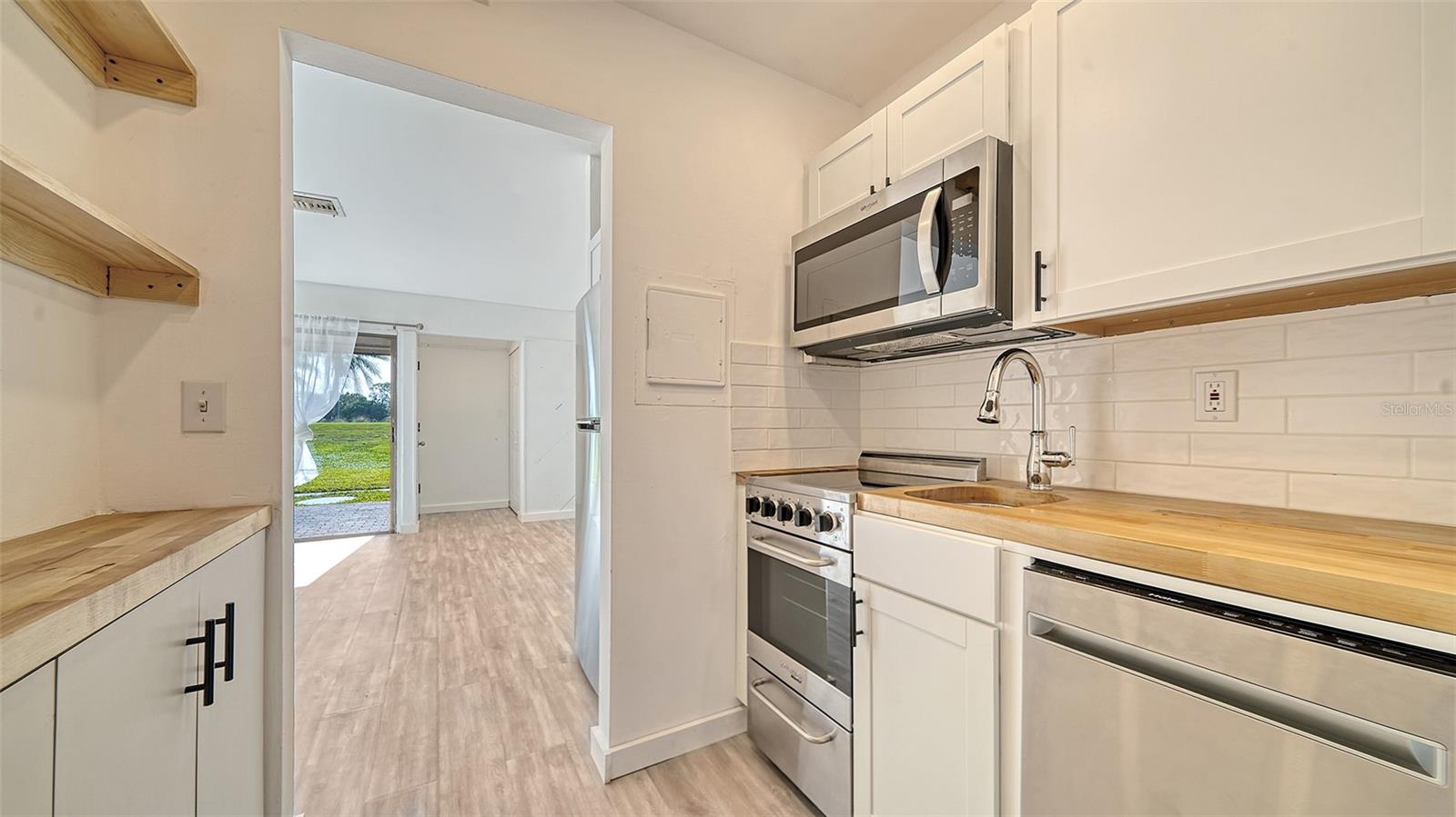 3507 Longmeadow #4 Property Photo 7