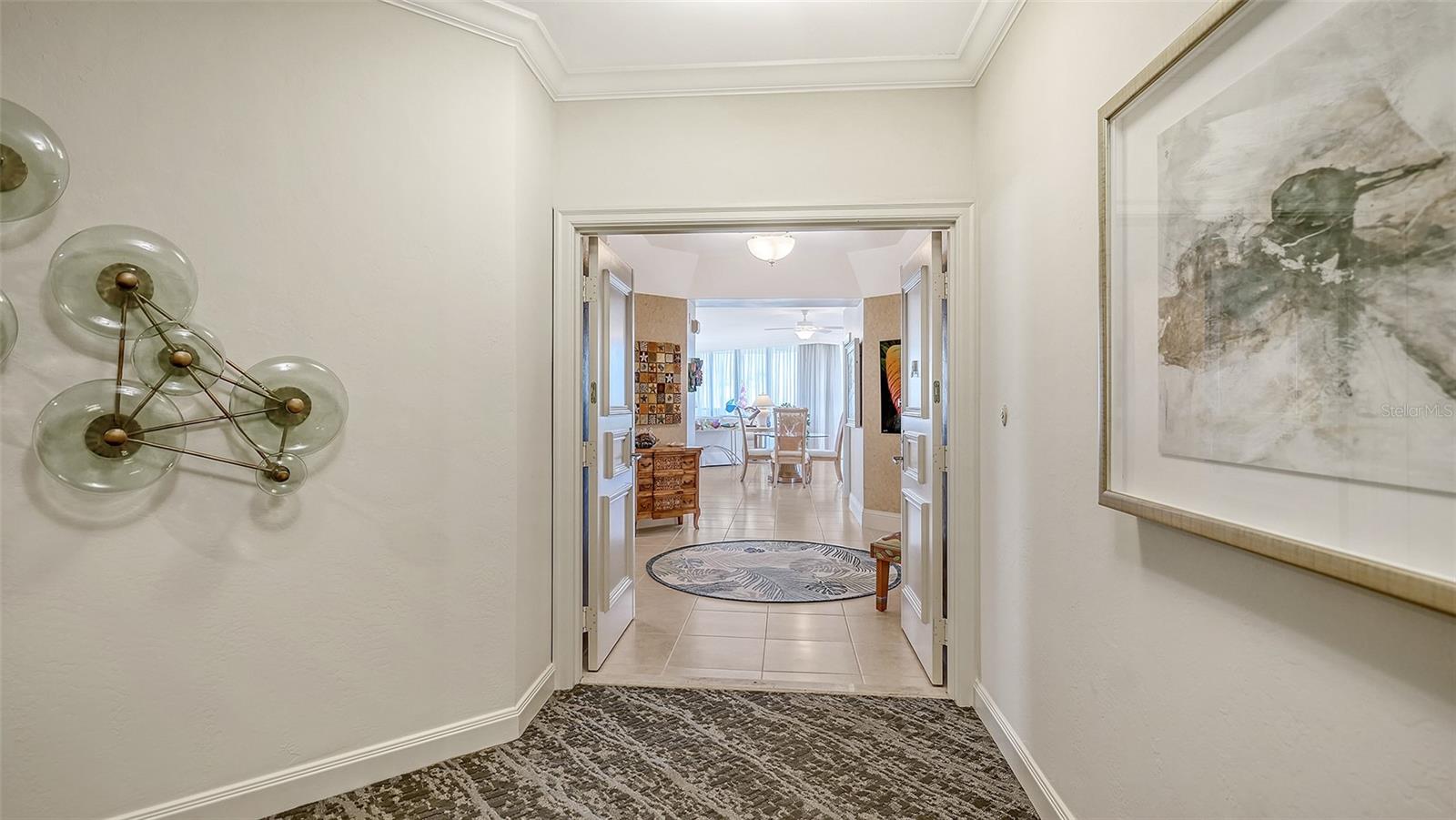 535 Sanctuary Dr #a401 Property Photo 3