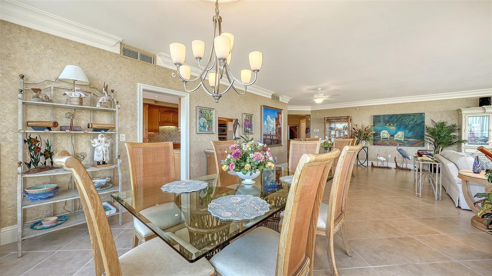 535 Sanctuary Dr #a401 Property Photo 19