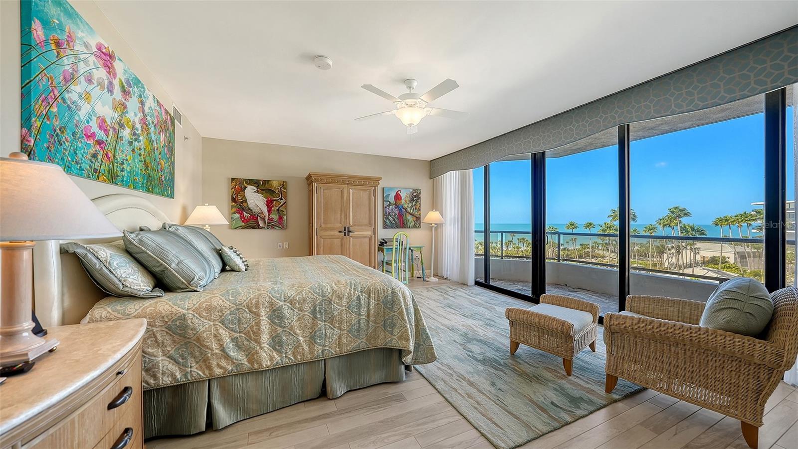 535 Sanctuary Dr #a401 Property Photo 28