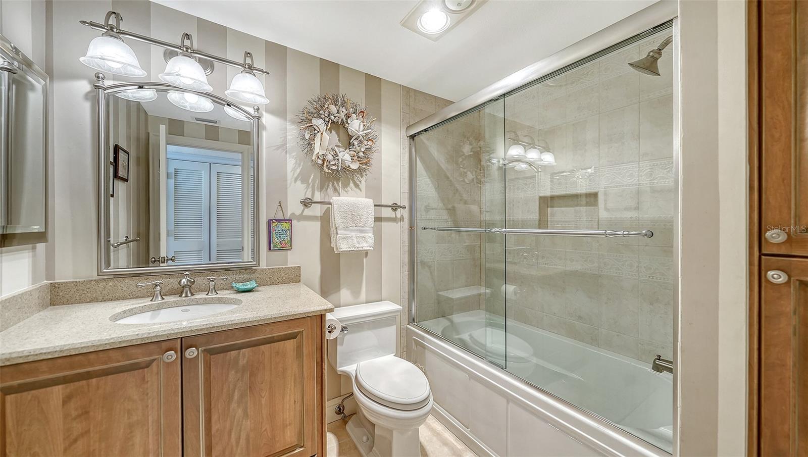 535 Sanctuary Dr #a401 Property Photo 39