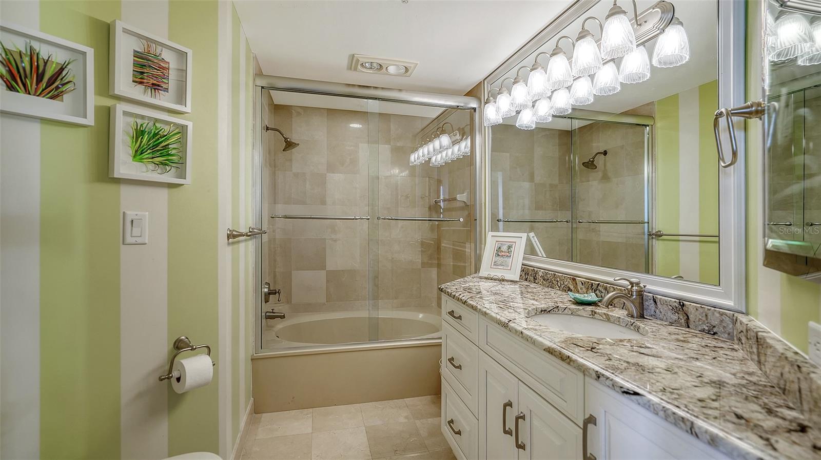535 Sanctuary Dr #a401 Property Photo 41