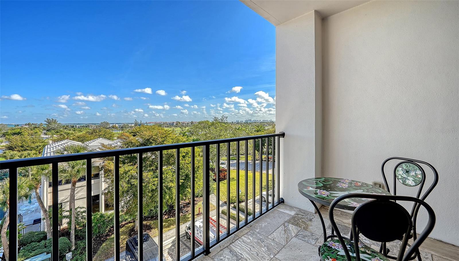 535 Sanctuary Dr #a401 Property Photo 42