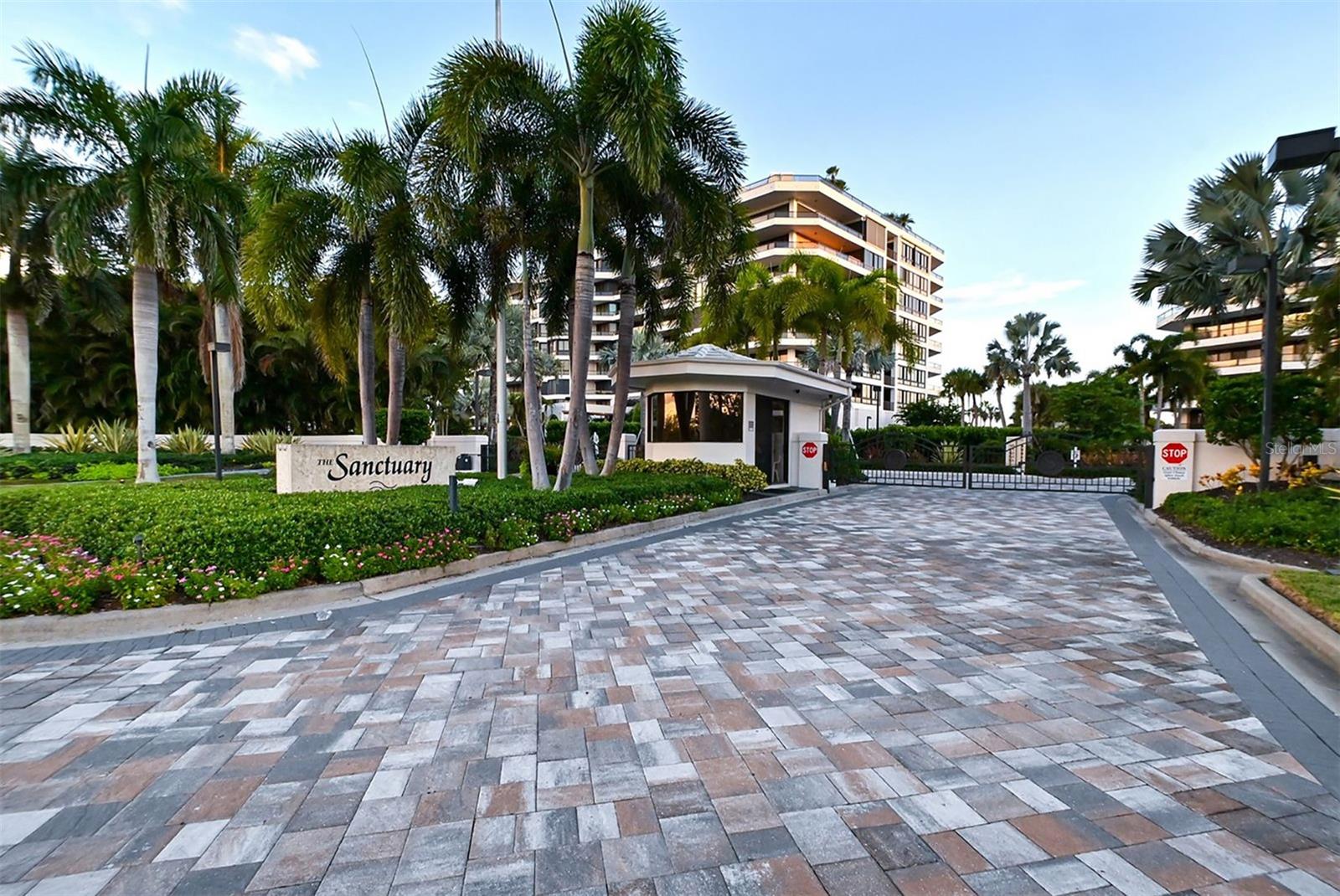 535 Sanctuary Dr #a401 Property Photo 46