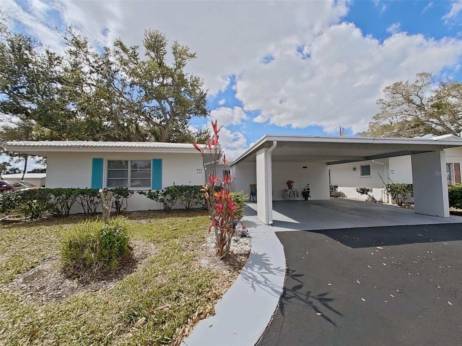 1845 Vera Pl #29 Property Photo 2