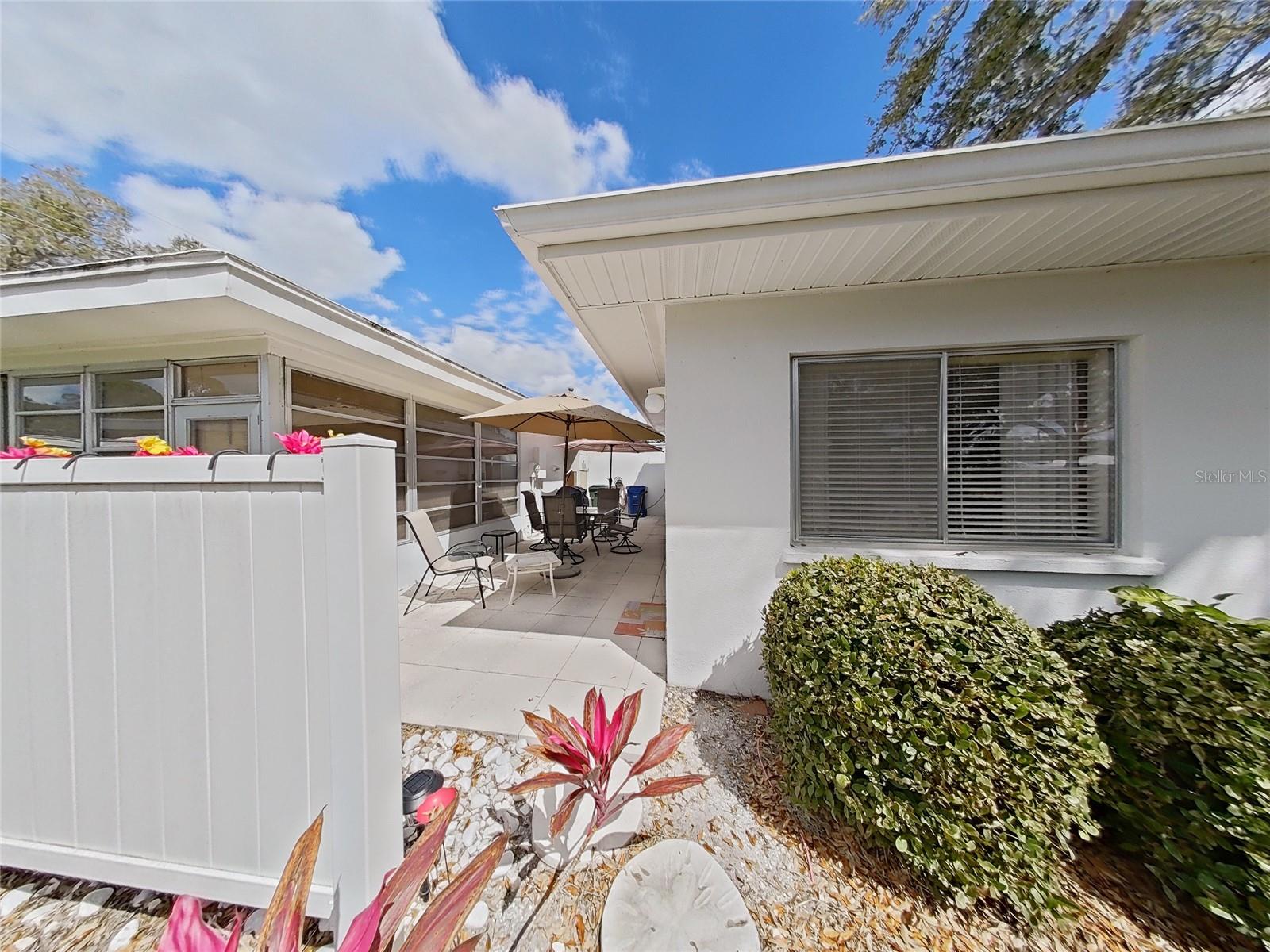 1845 Vera Pl #29 Property Photo 3