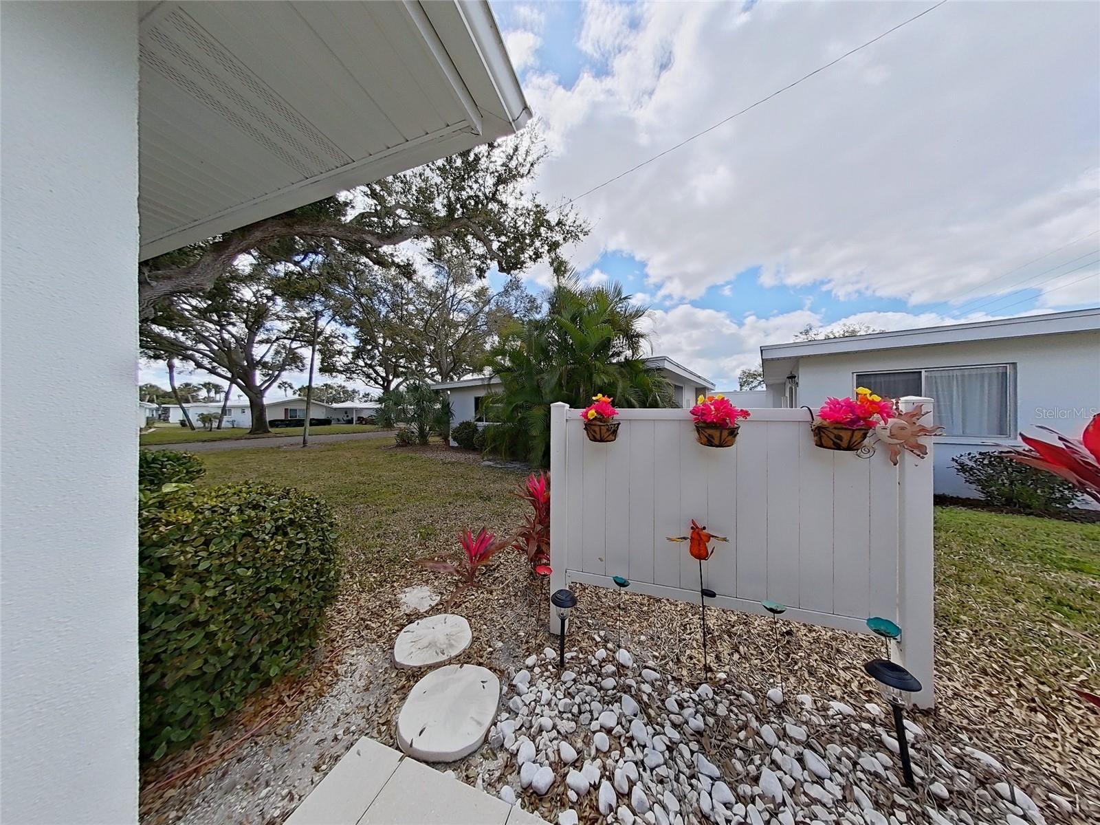 1845 Vera Pl #29 Property Photo 33