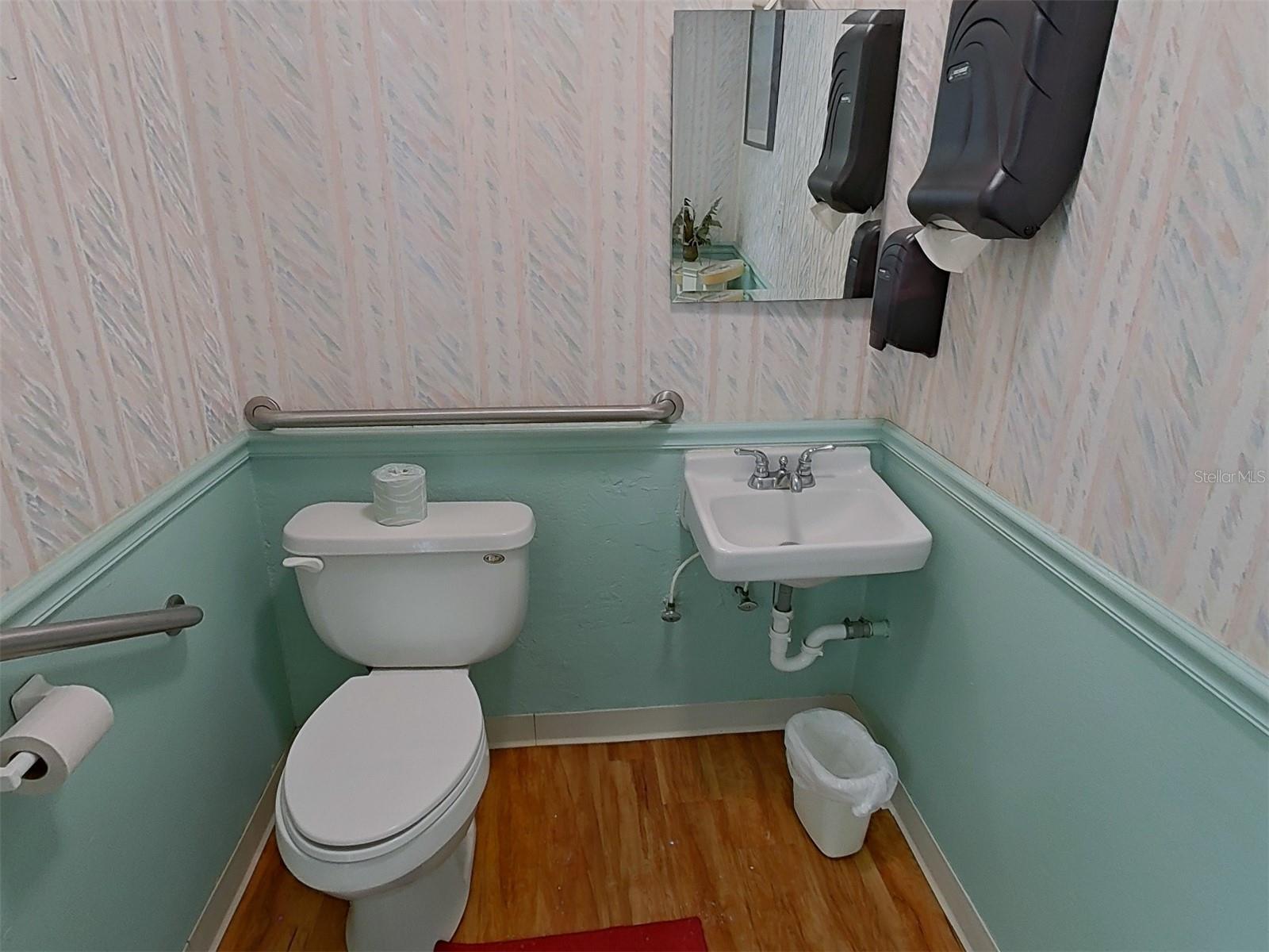1845 Vera Pl #29 Property Photo 42