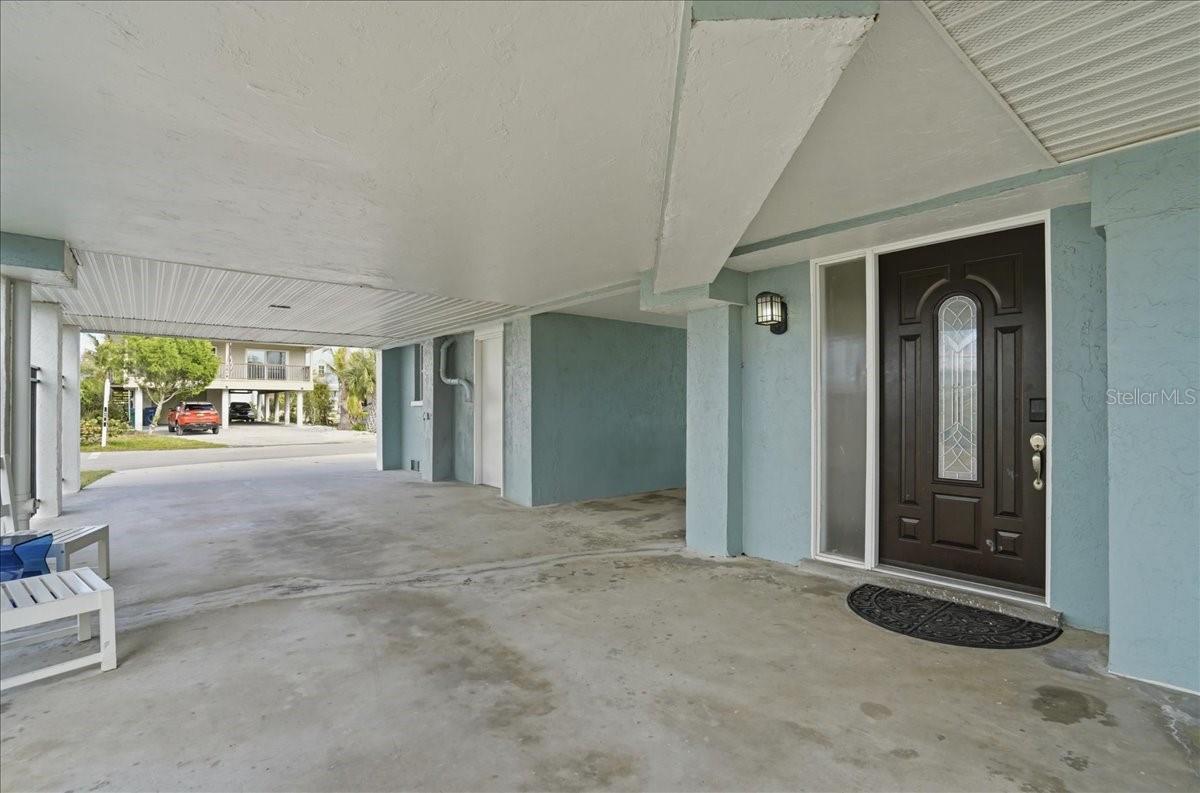 2518 Avenue B Property Photo 8