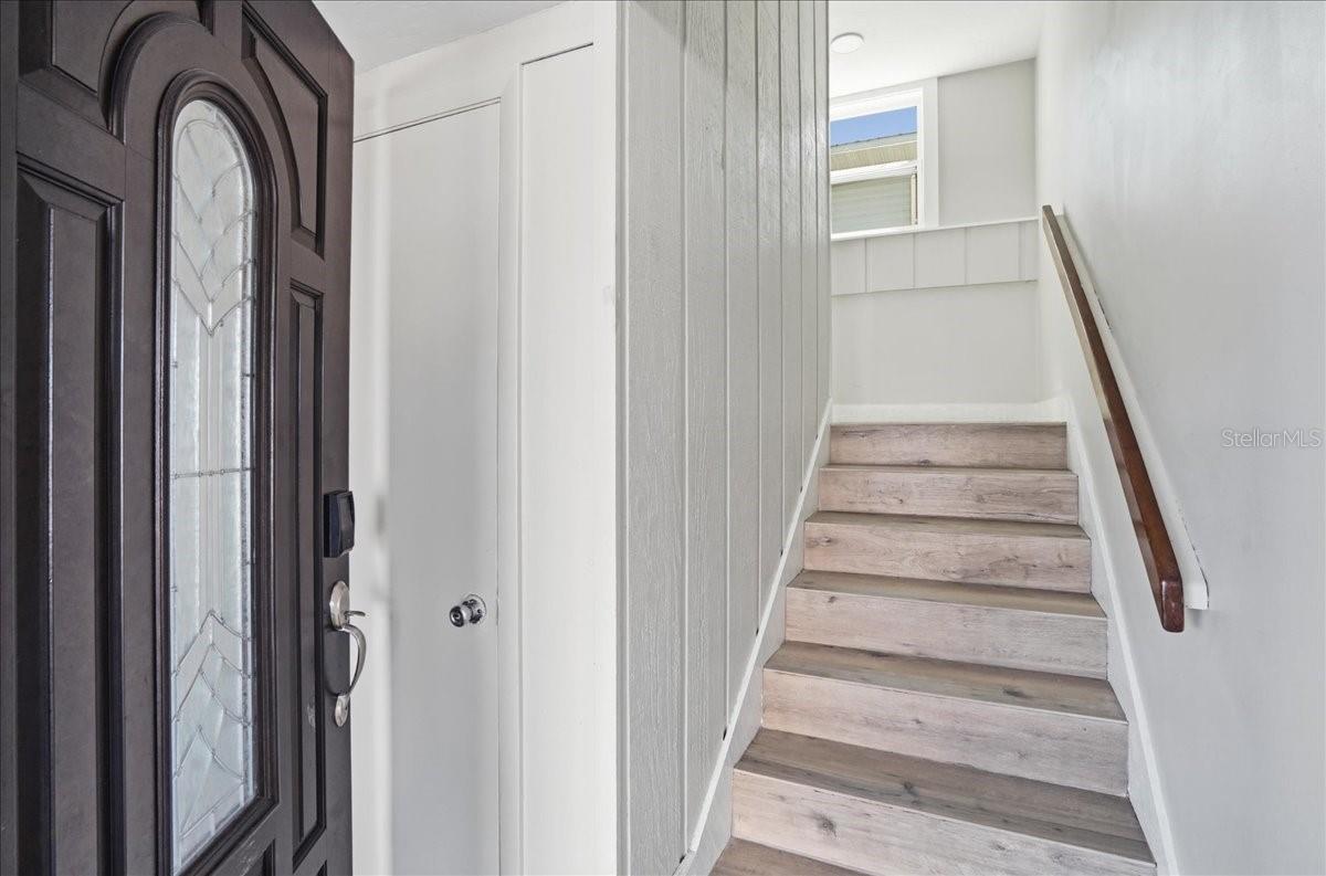 2518 Avenue B Property Photo 9