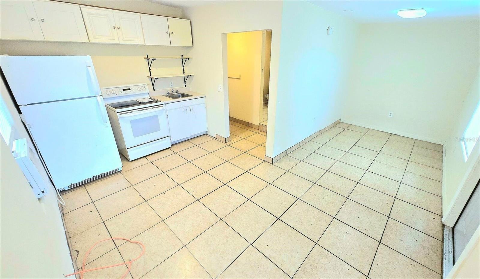 2014 10th St W #b Property Photo 2
