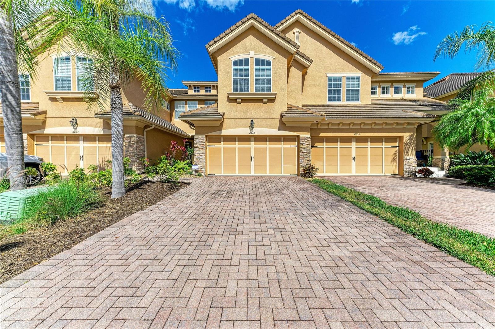 8160 VILLA GRANDE CT Property Photo 1