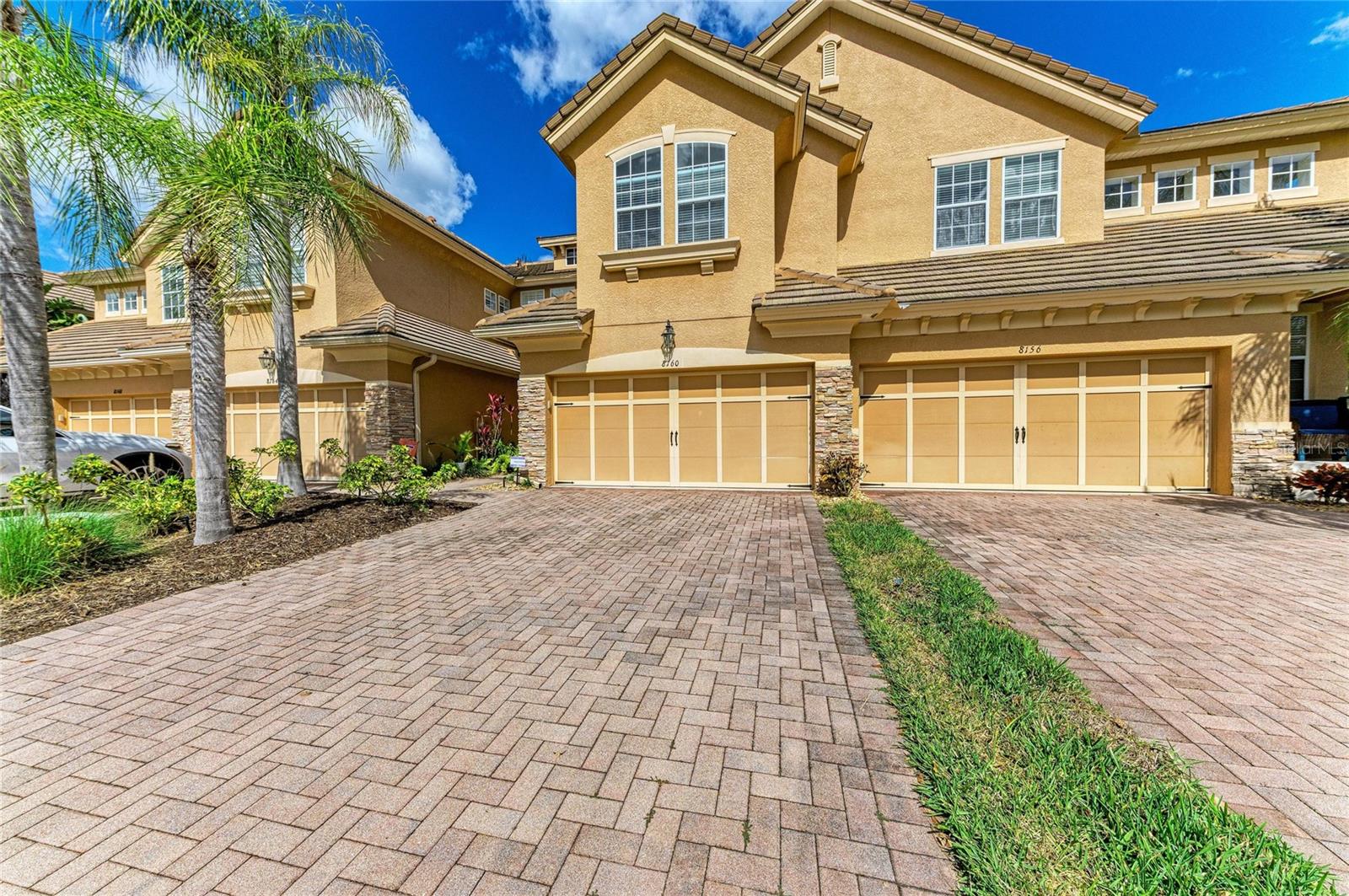 8160 Villa Grande Ct Property Photo 2