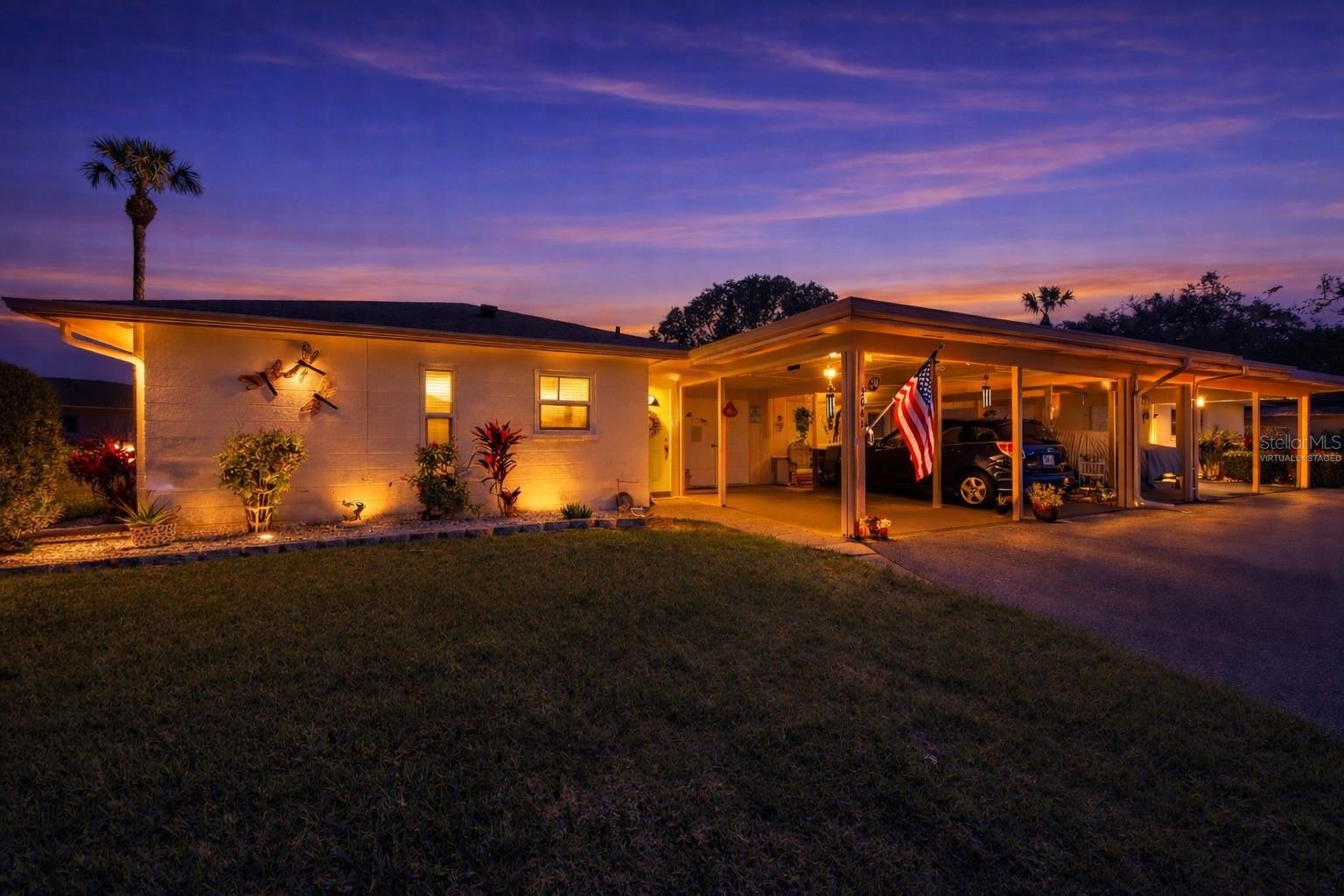 5061 Live Oak Circle Property Photo 2