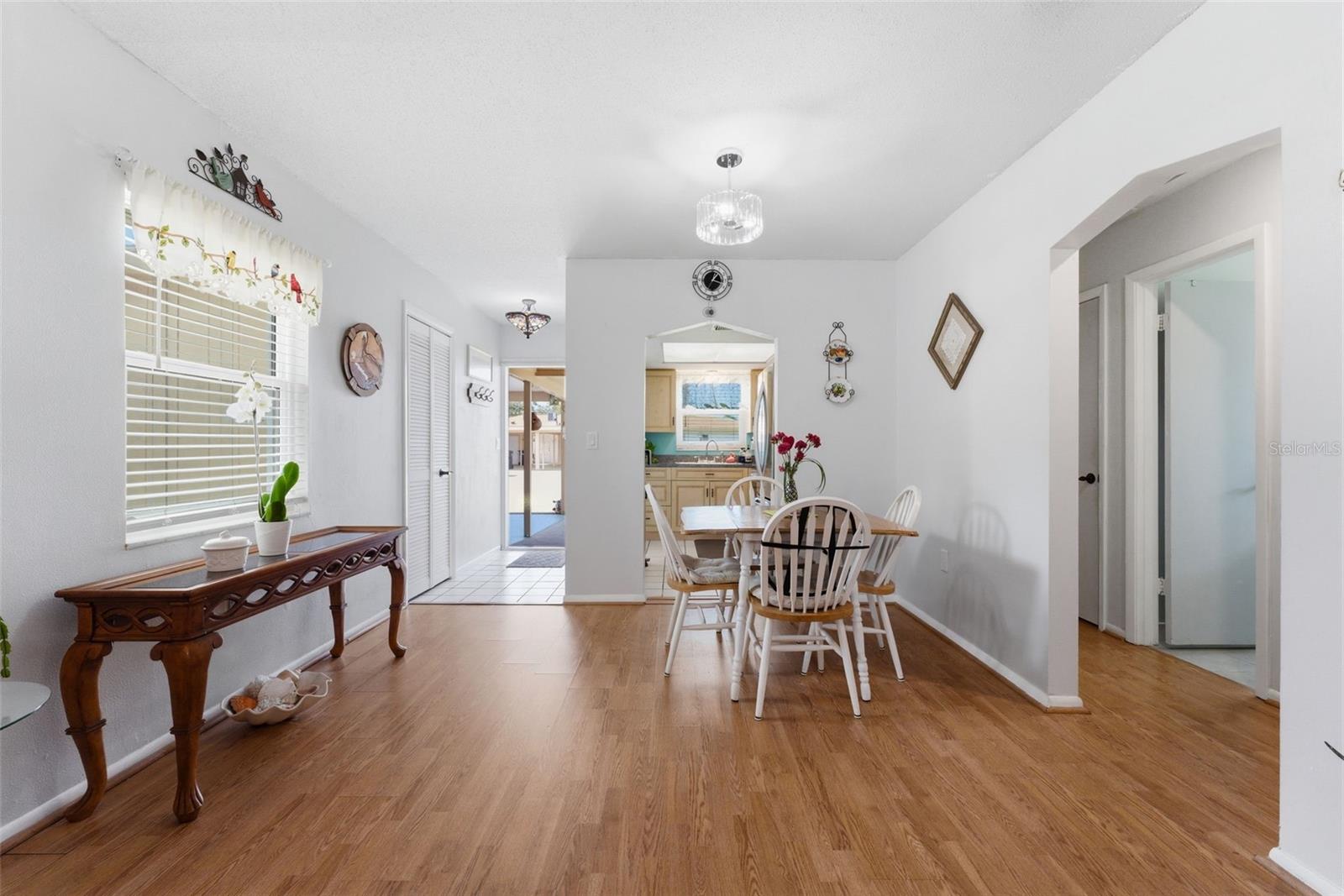 5061 Live Oak Circle Property Photo 10