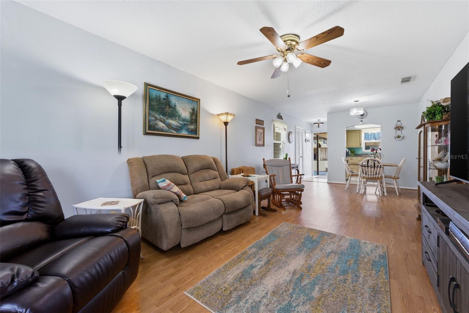 5061 Live Oak Circle Property Photo 13
