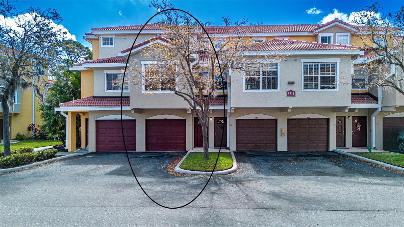 5711 BENTGRASS DR #19-202 Property Photo 1