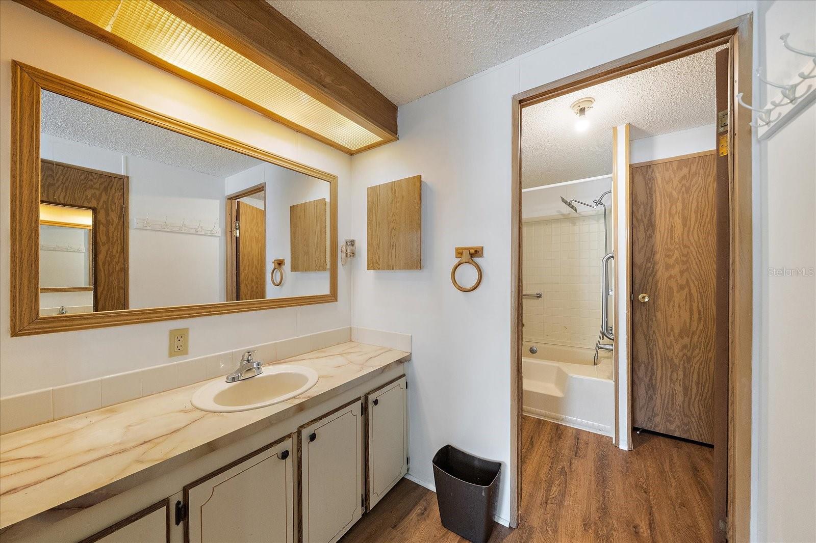 3028 Bamboo Ct Property Photo 5