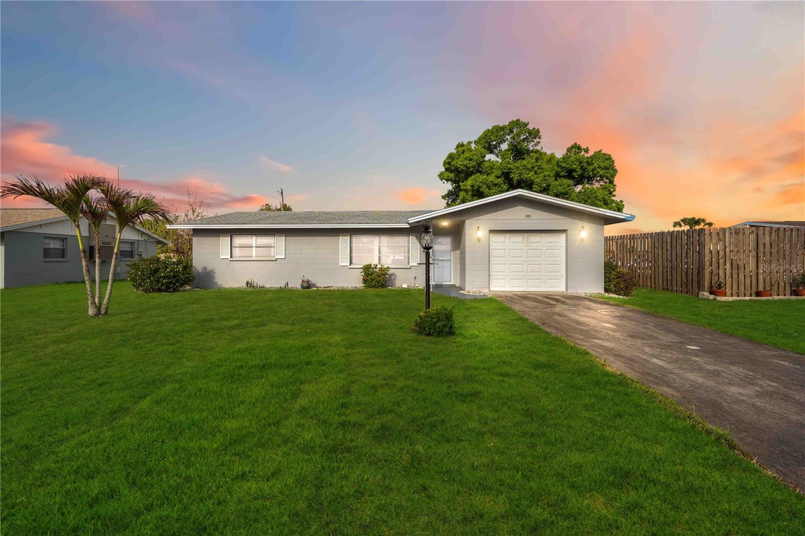 181 Sandhurst Dr Property Photo 2