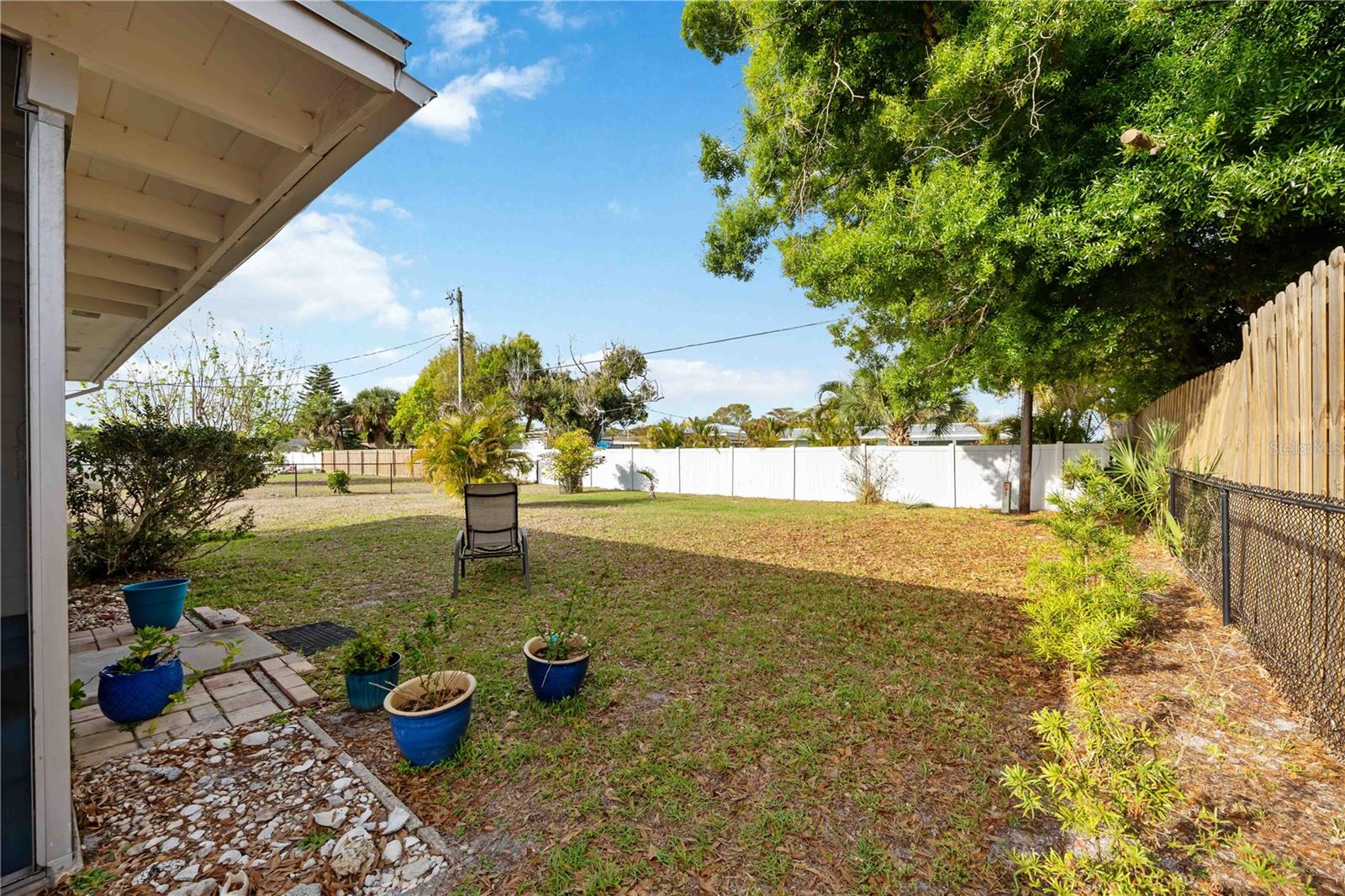 181 Sandhurst Dr Property Photo 47