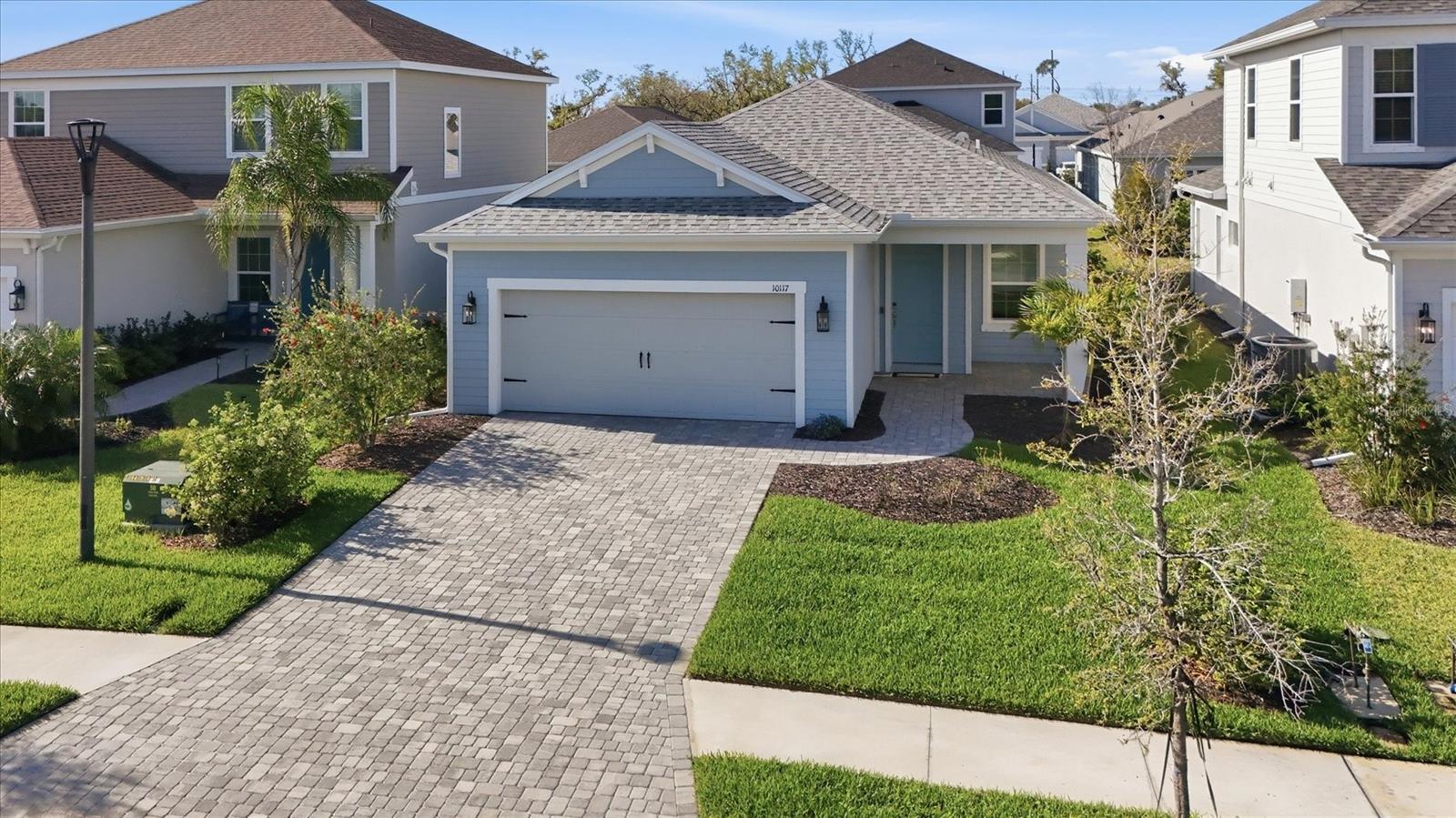 10117 Spruce River Way Property Photo 3