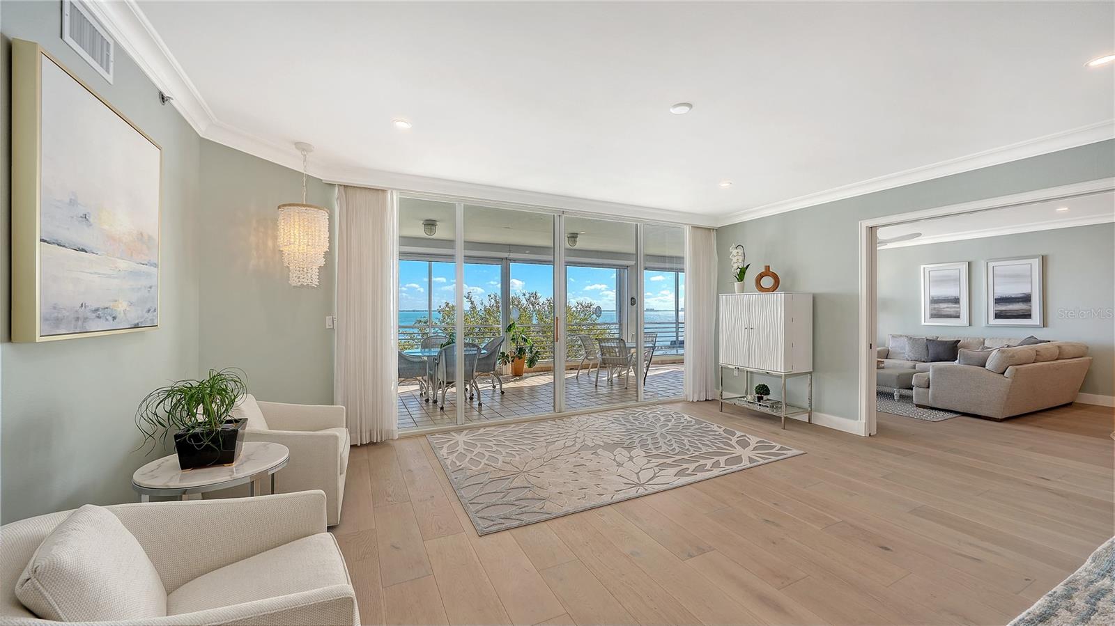 2410 Harbourside Dr #142 Property Photo 11