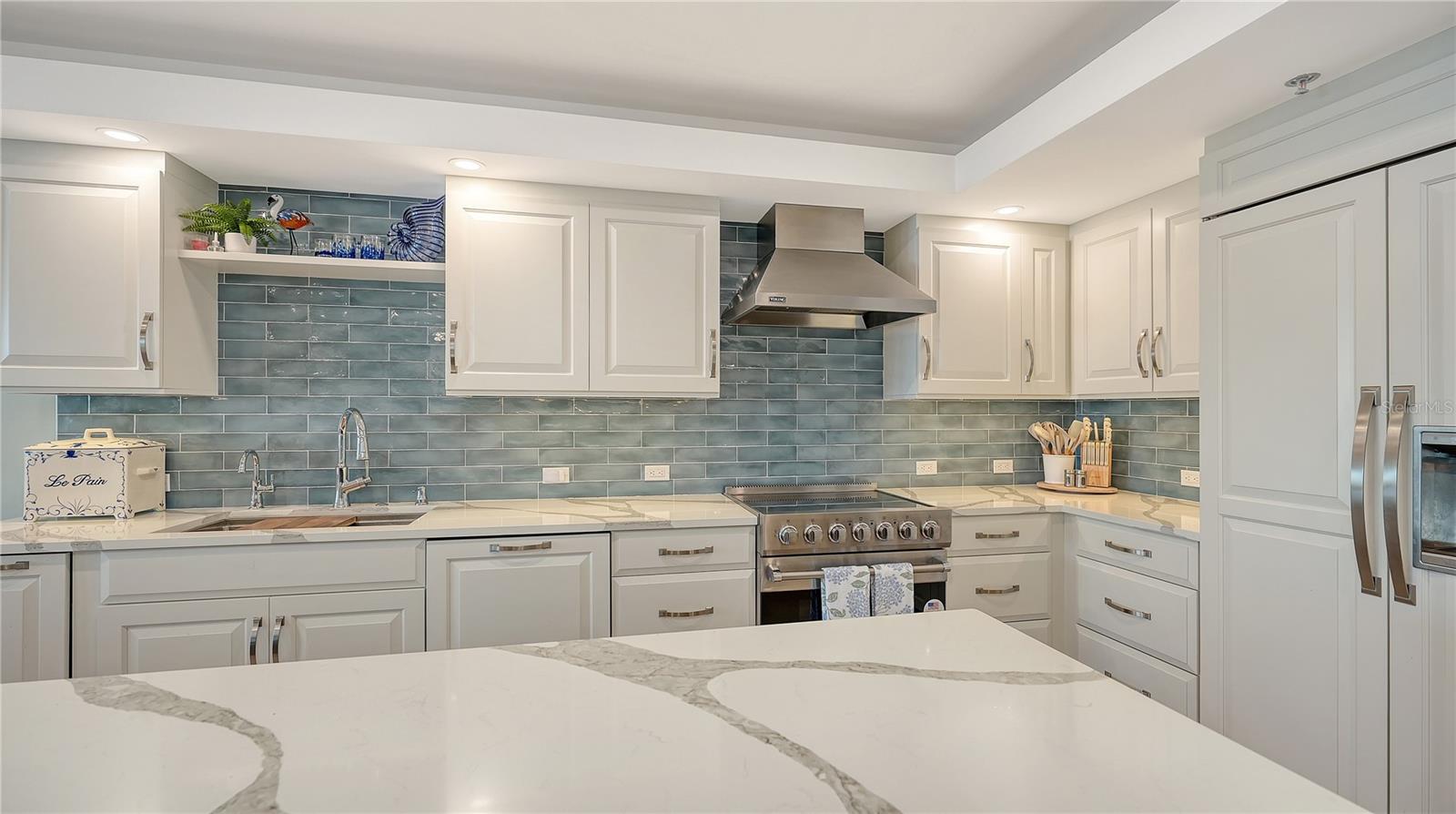 2410 Harbourside Dr #142 Property Photo 19