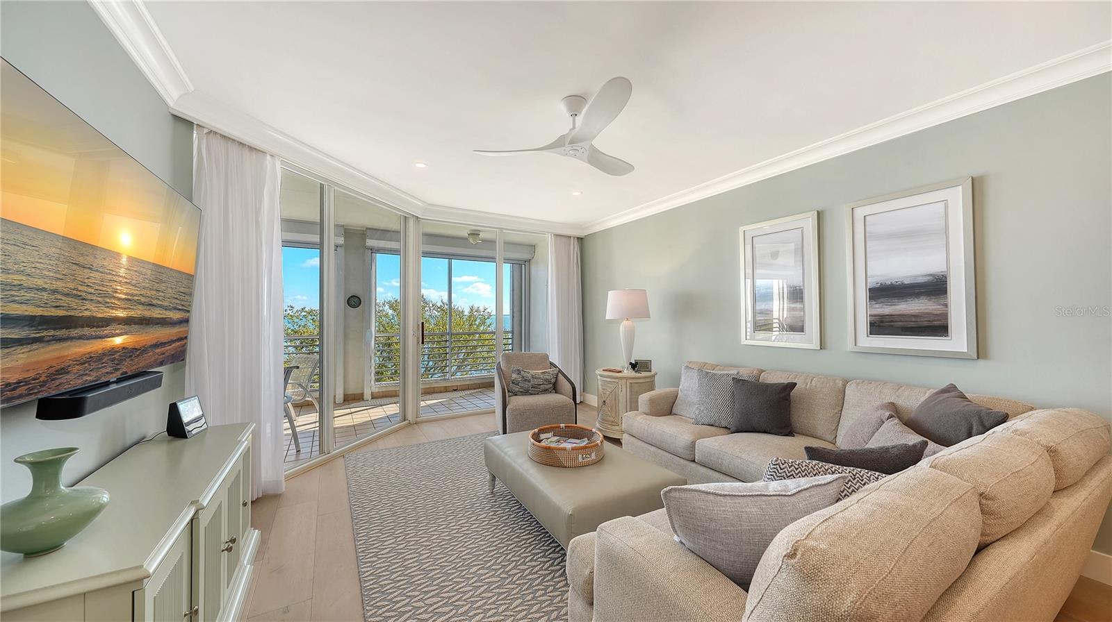 2410 Harbourside Dr #142 Property Photo 23
