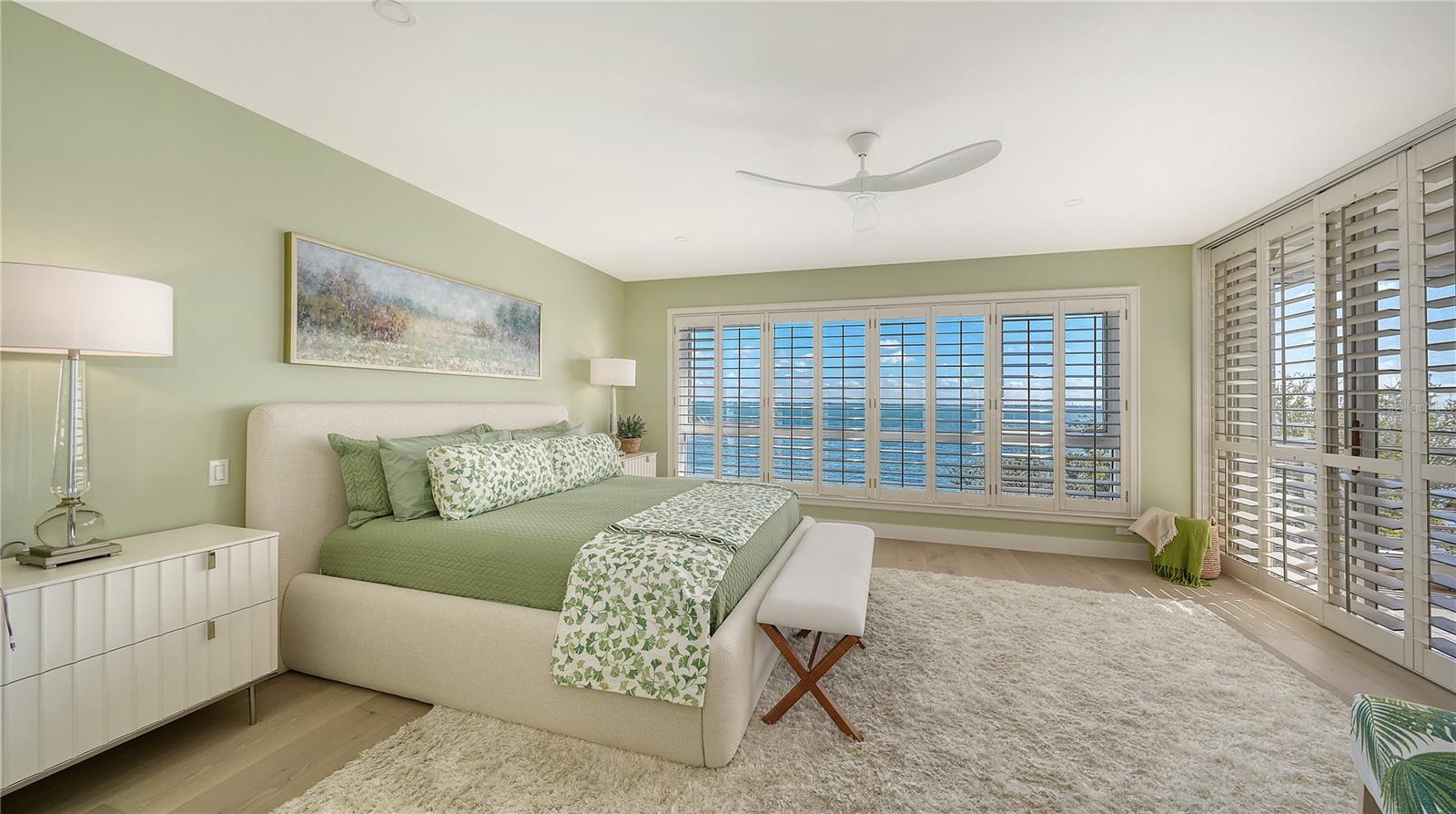 2410 Harbourside Dr #142 Property Photo 25