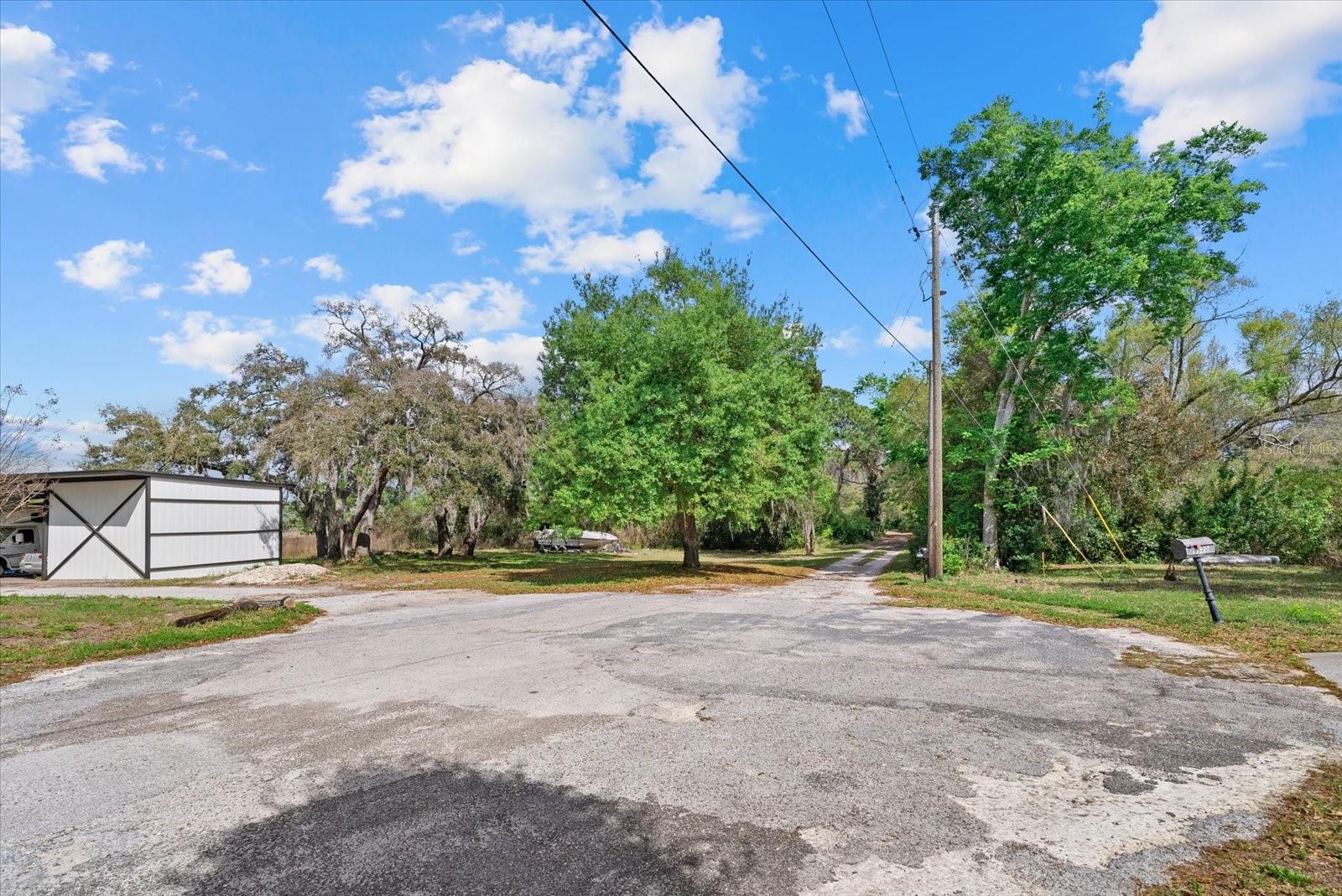 Indale Dr Property Photo 5