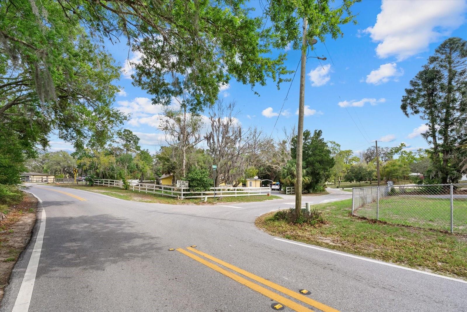 Indale Dr Property Photo 22