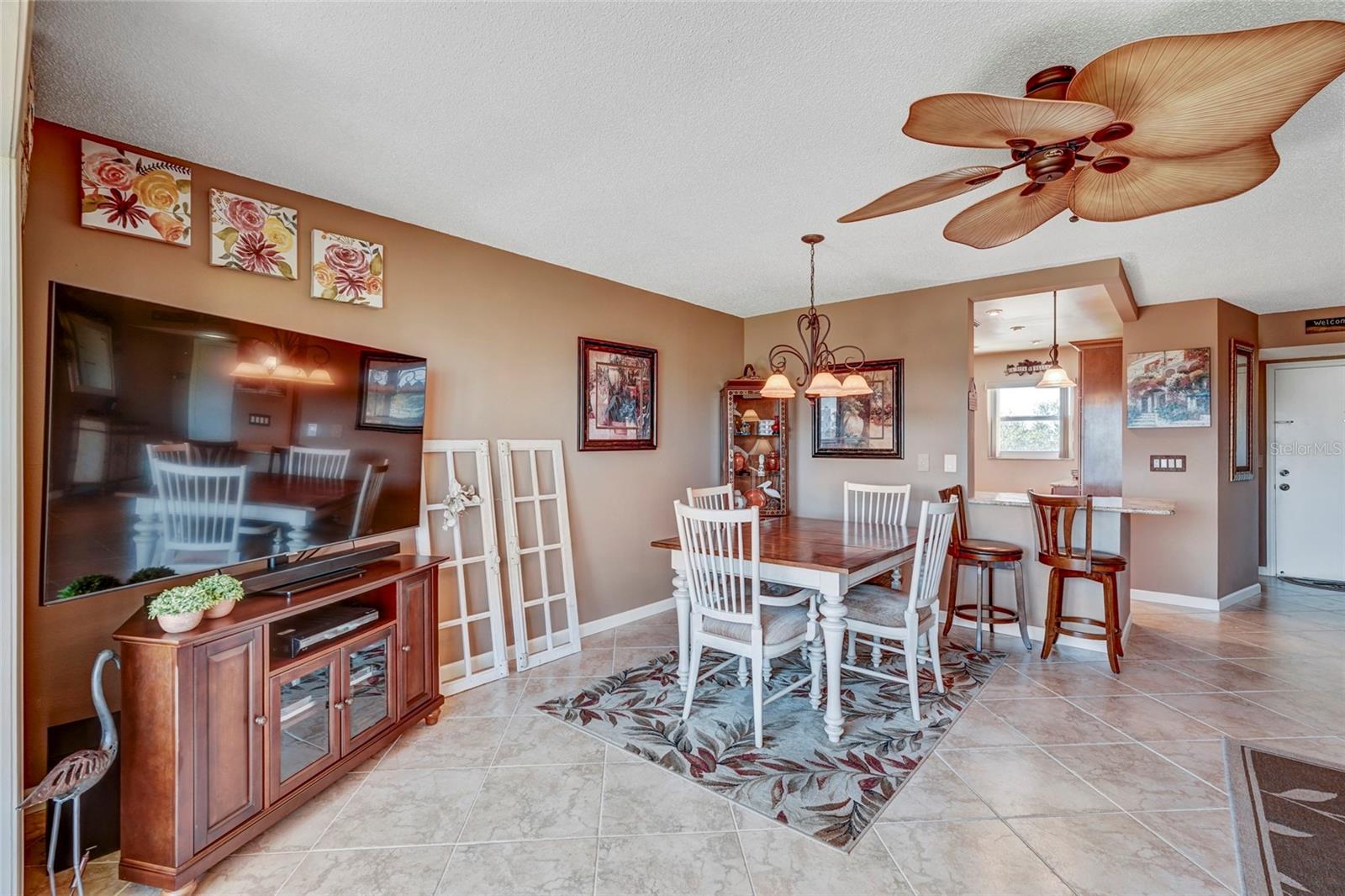 4040 Ironwood Cir #406f Property Photo 8