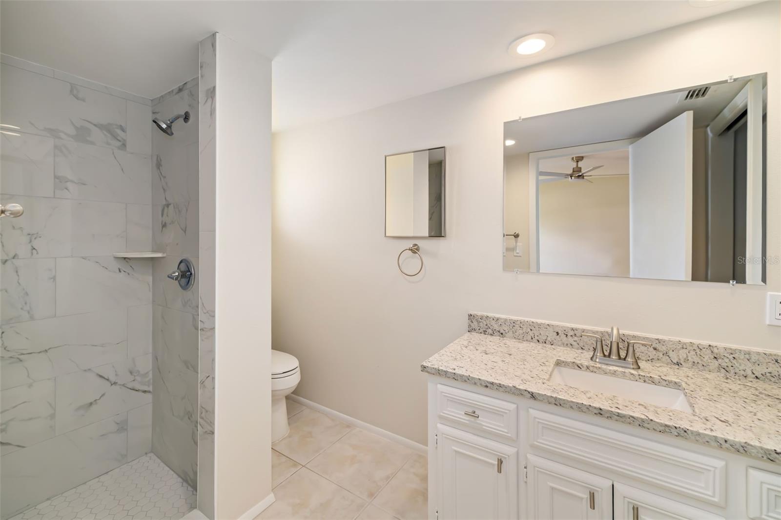1097 Willis Ave Property Photo 29