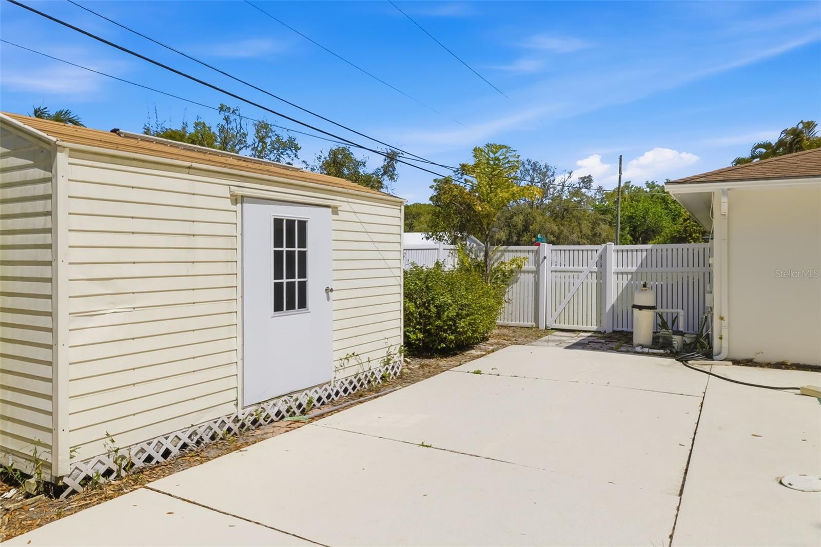 1097 Willis Ave Property Photo 42