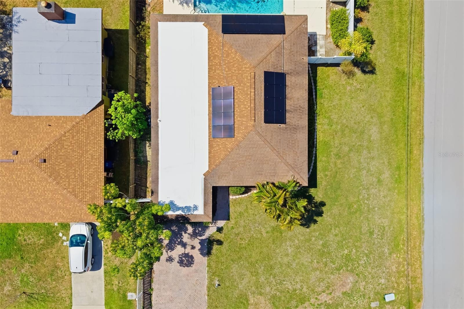 1097 Willis Ave Property Photo 48