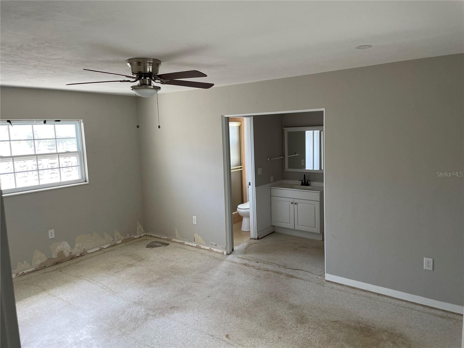 10307 Sandpiper Rd W Property Photo 8