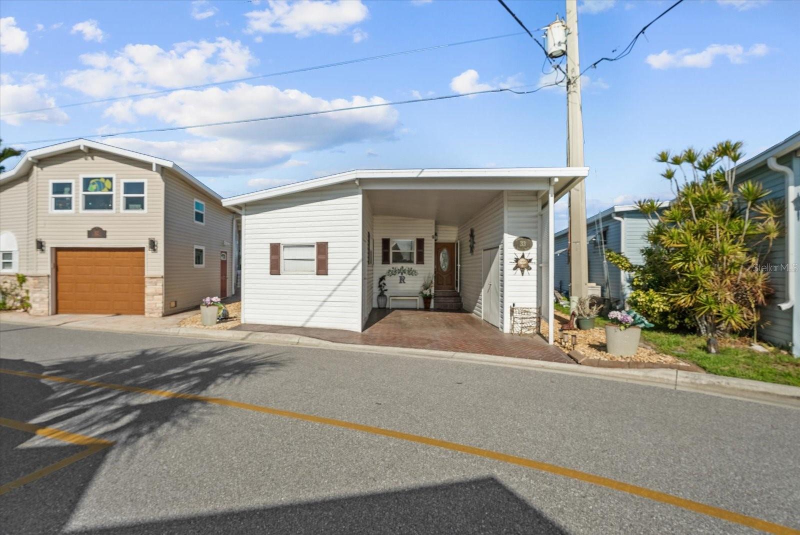 33 N Starboard Dr Property Photo 5