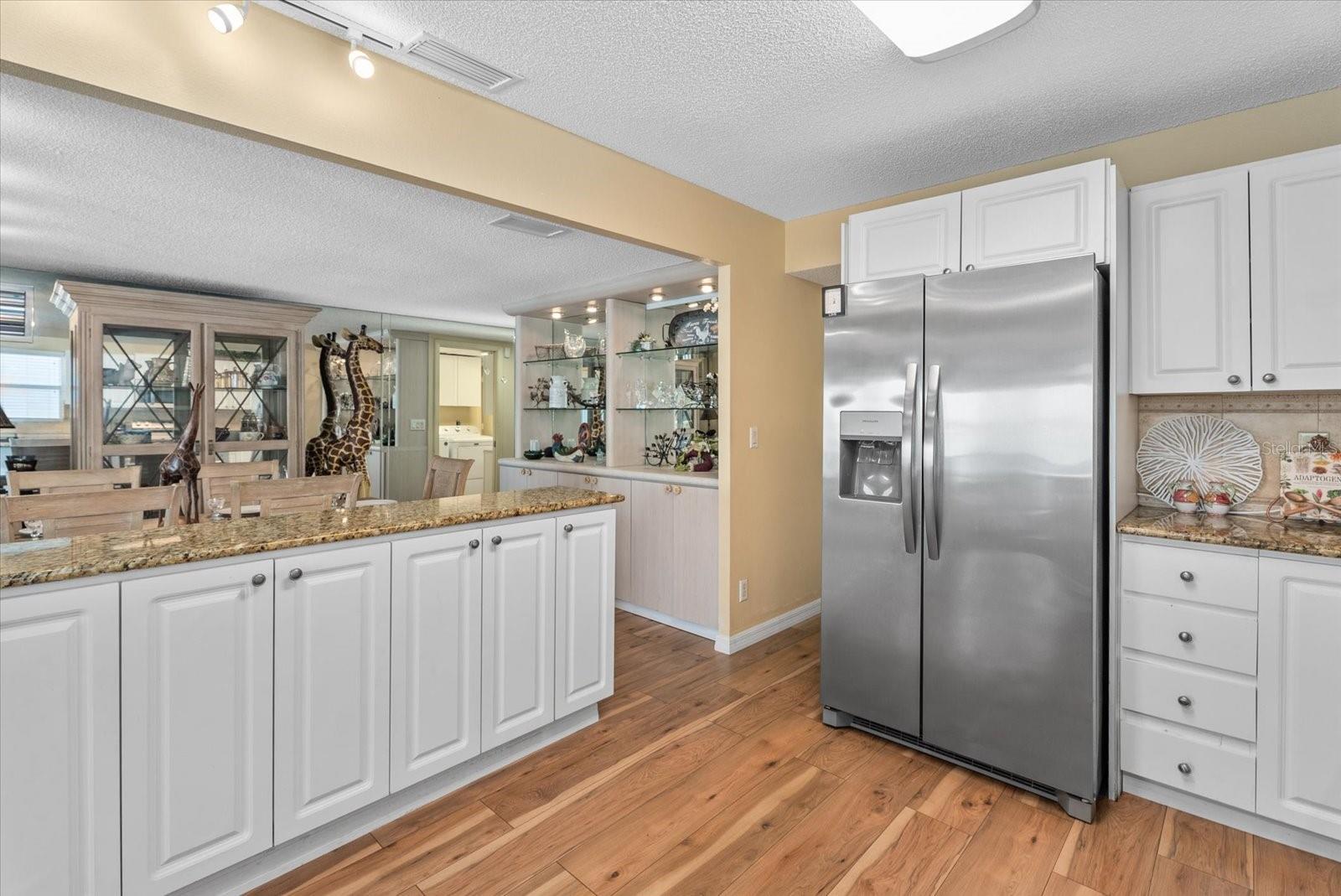 33 N Starboard Dr Property Photo 11