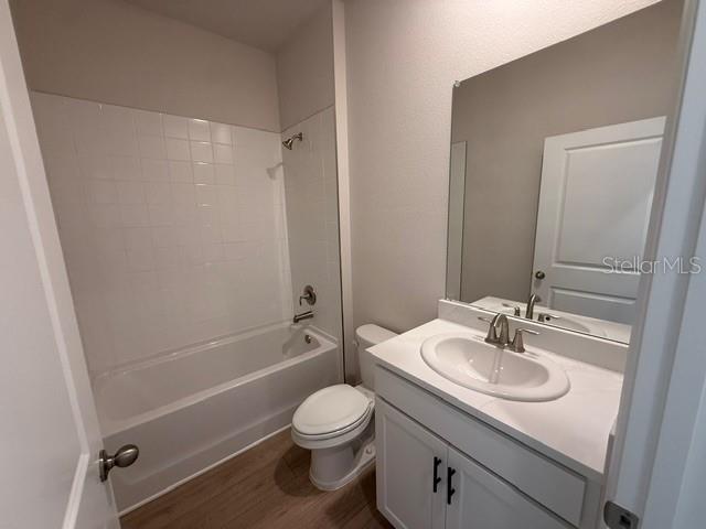 4321 Silver Birch Ct Property Photo 7