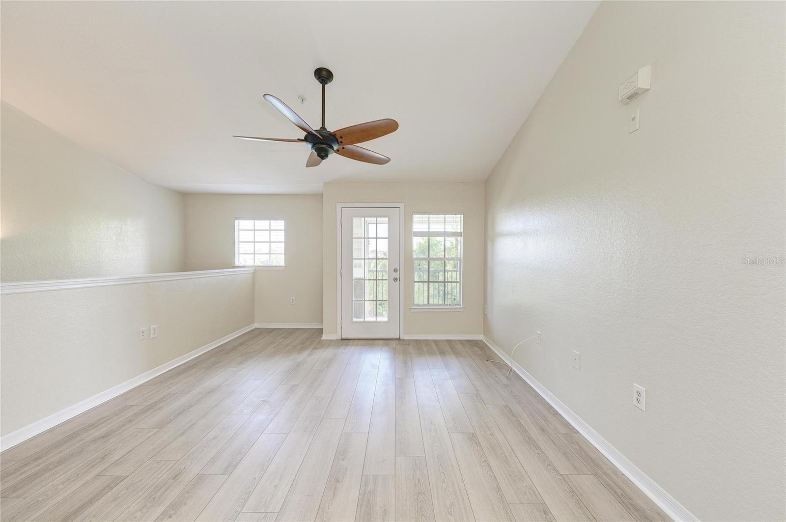 8911 Manor Loop #207 Property Photo 11
