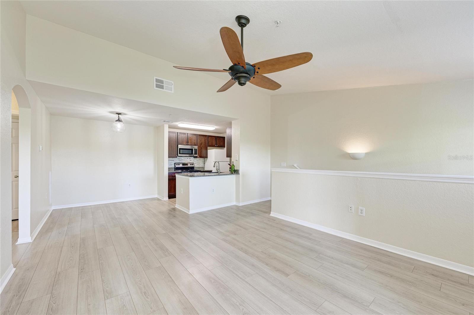 8911 Manor Loop #207 Property Photo 21